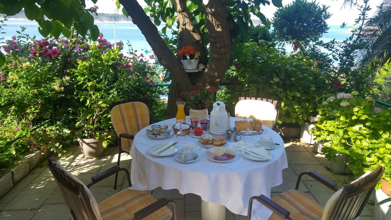 Paradise House At Sea Rab Town Buitenkant foto